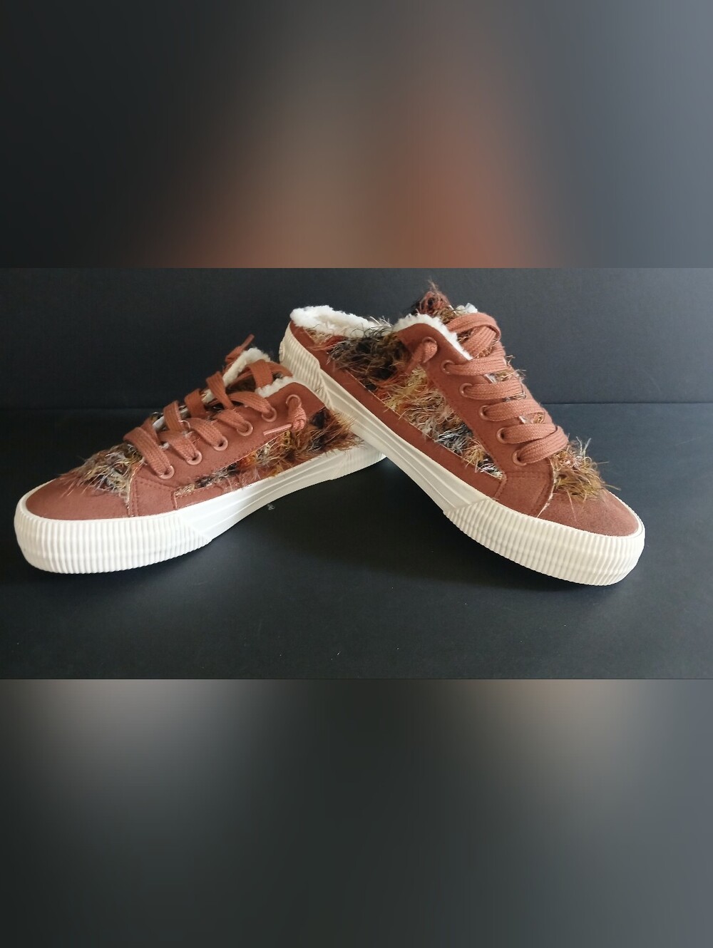 Rocket Dog Rust Brown Faux-Fur Trim Low-Top Sneakers, Slip On, Size 10/41